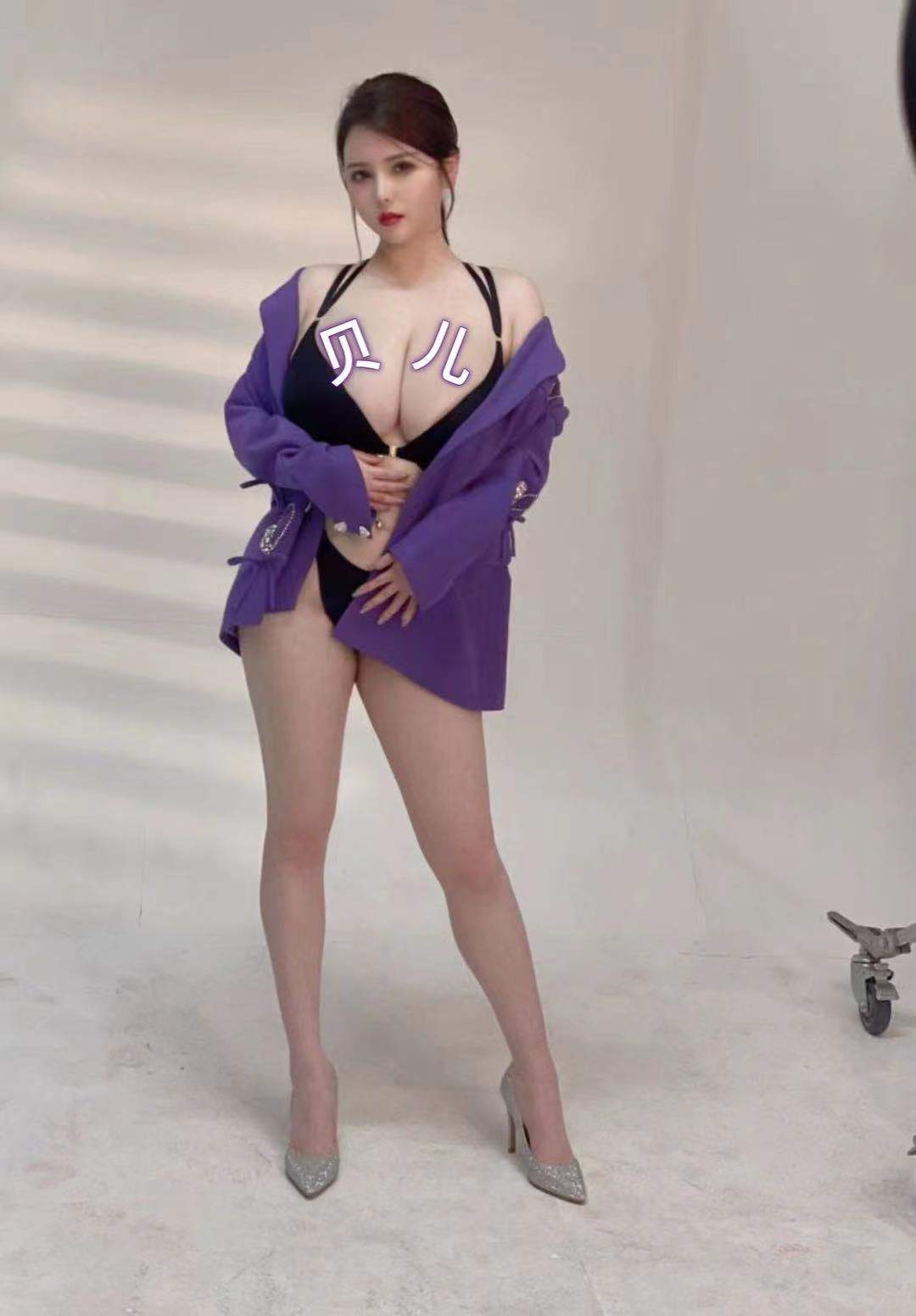 可以双飞的小姐姐